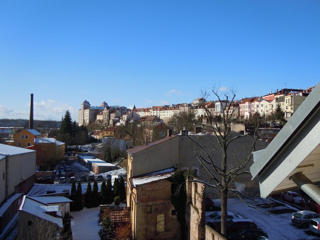 Hotel Zimni Stadion Mladá Boleslav Екстериор снимка