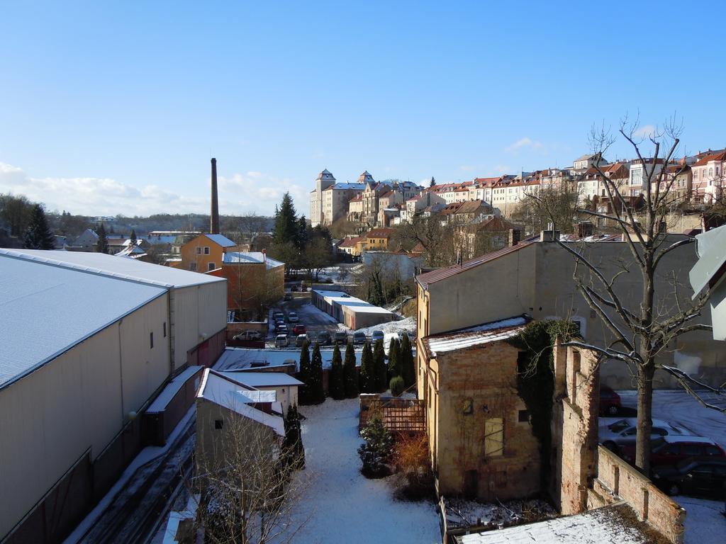 Hotel Zimni Stadion Mladá Boleslav Екстериор снимка